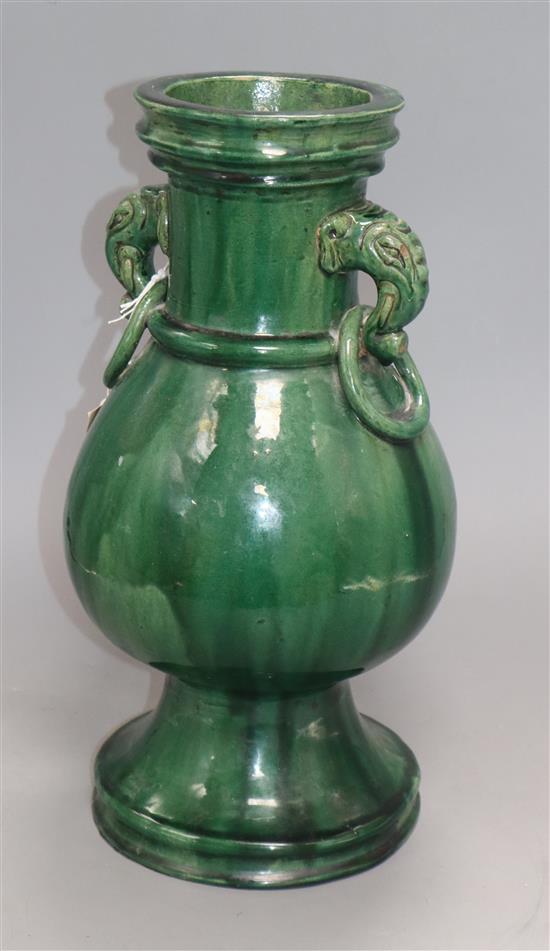 A Chinese green-glazed pottery vase, 18th/19th century height 37cm